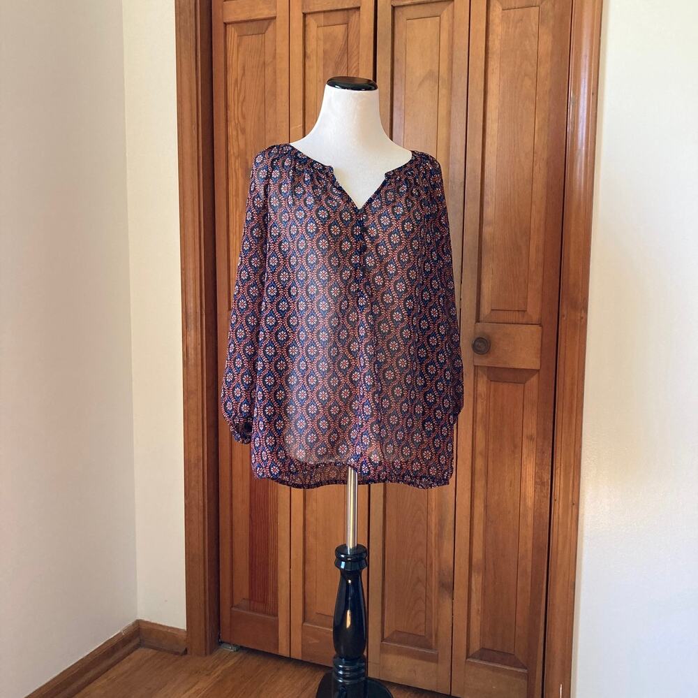 Liz Claiborne Sheer Chiffon Pullover Top, Size L